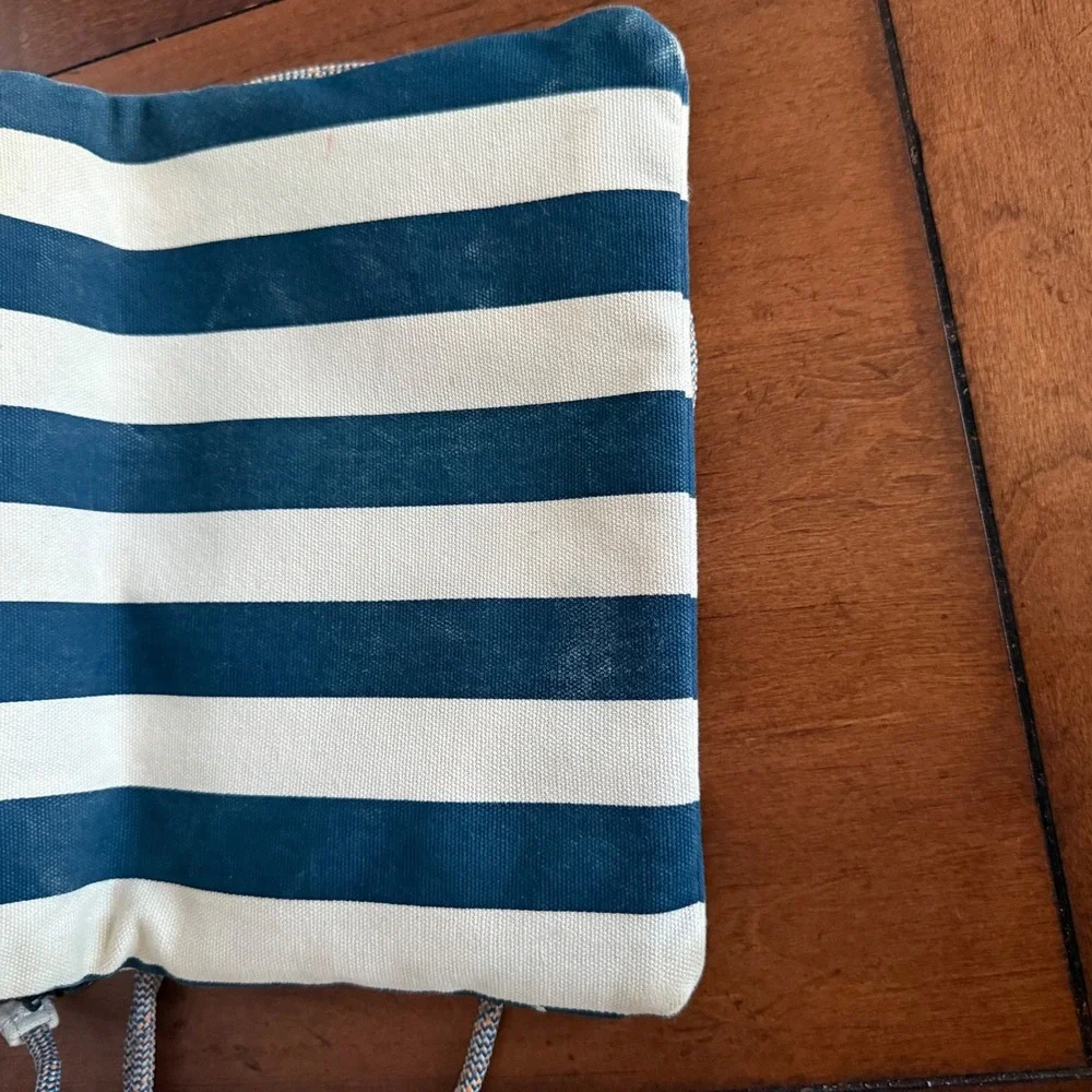 Kavu canvas crossbody